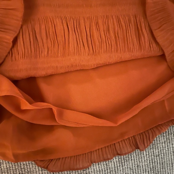 NWOT GiGiO Size Small Burnt Orange Camisole Make me an offer. 🤗 - Picture 6 of 9